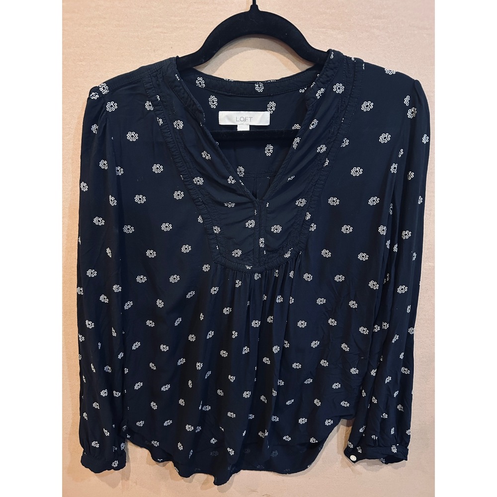 Loft Peasant Blouse Womens Small Navy Blue Excellent Floral Medallion Long
